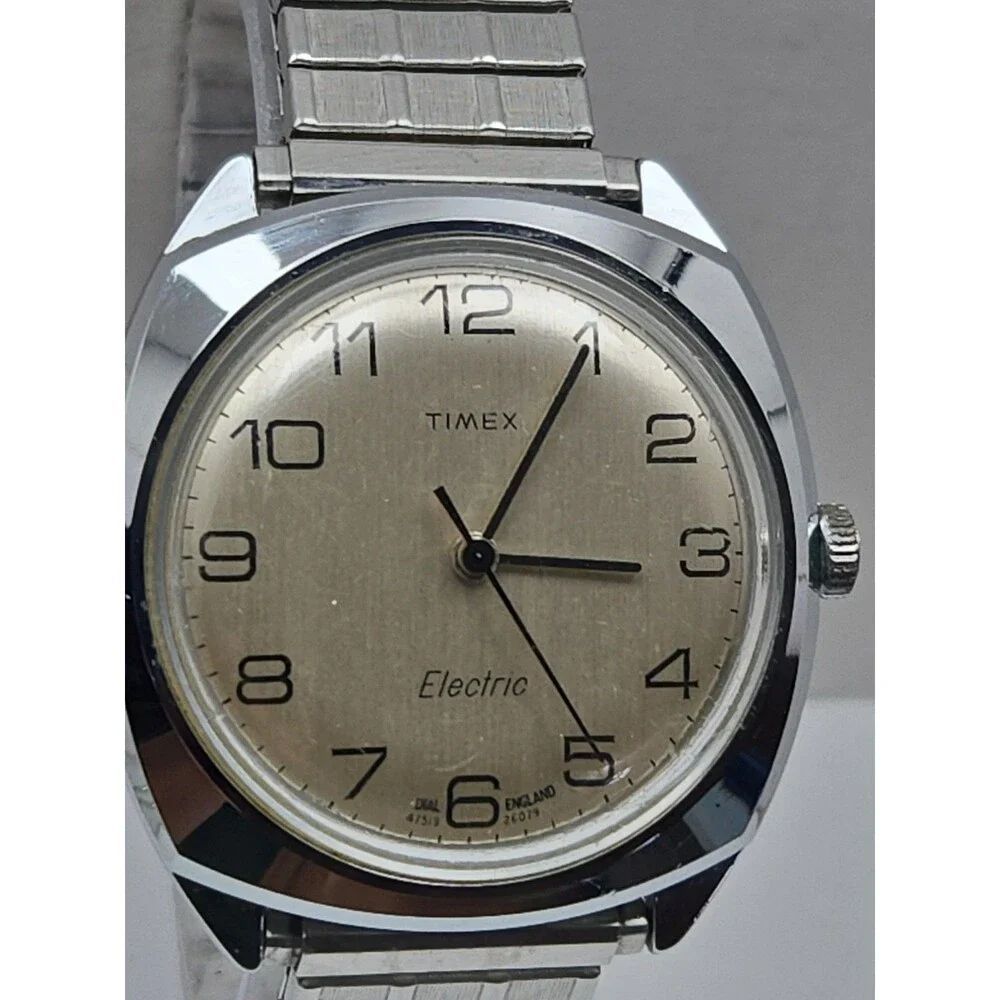 Vintage 1979 Timex Electric Mens Cushion Champagne Dial Watch New Battery